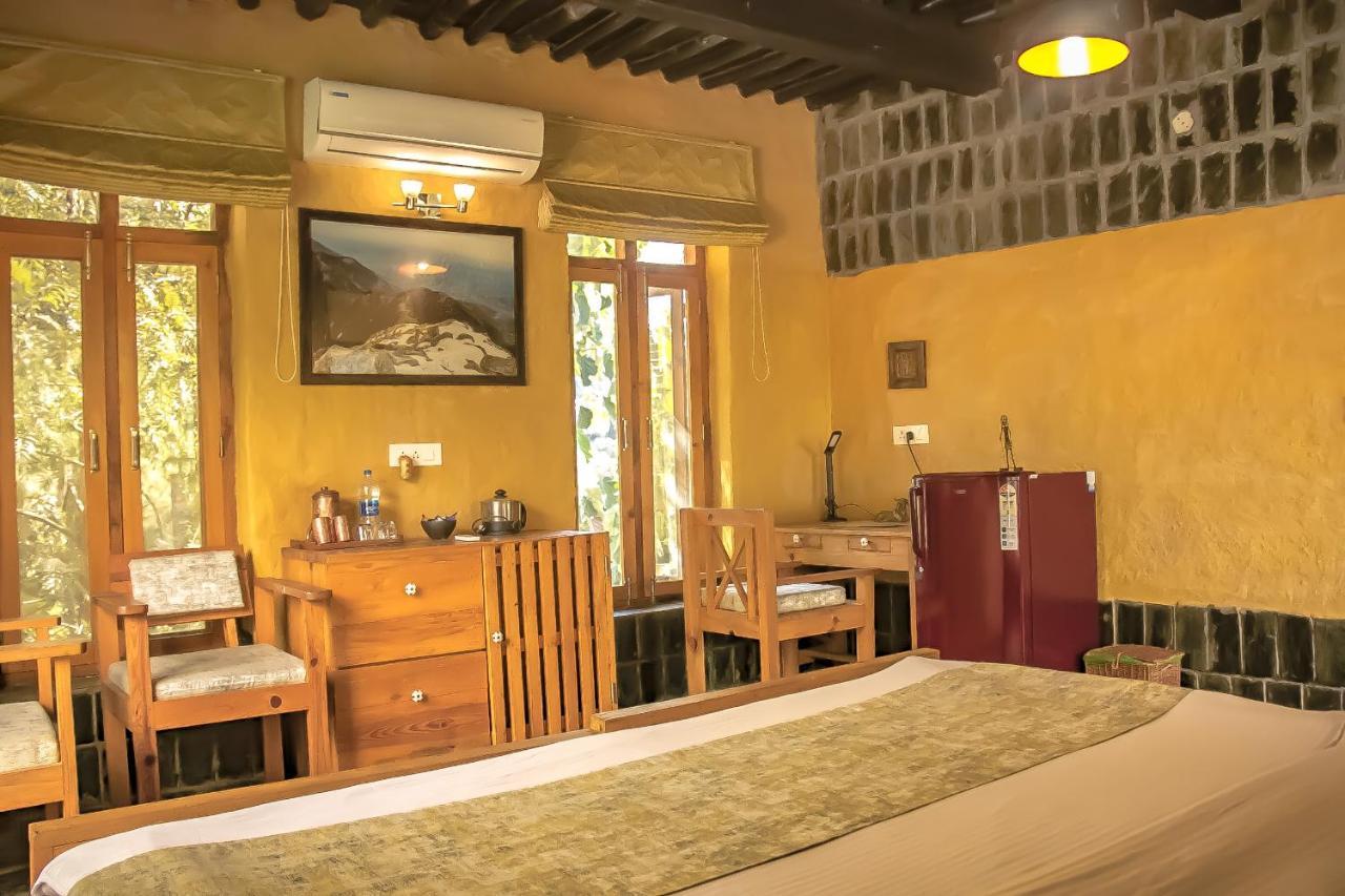 Prakriti Aalay - Riverside Mountain View Boutique Eco Resort Νταραμσάλα Εξωτερικό φωτογραφία