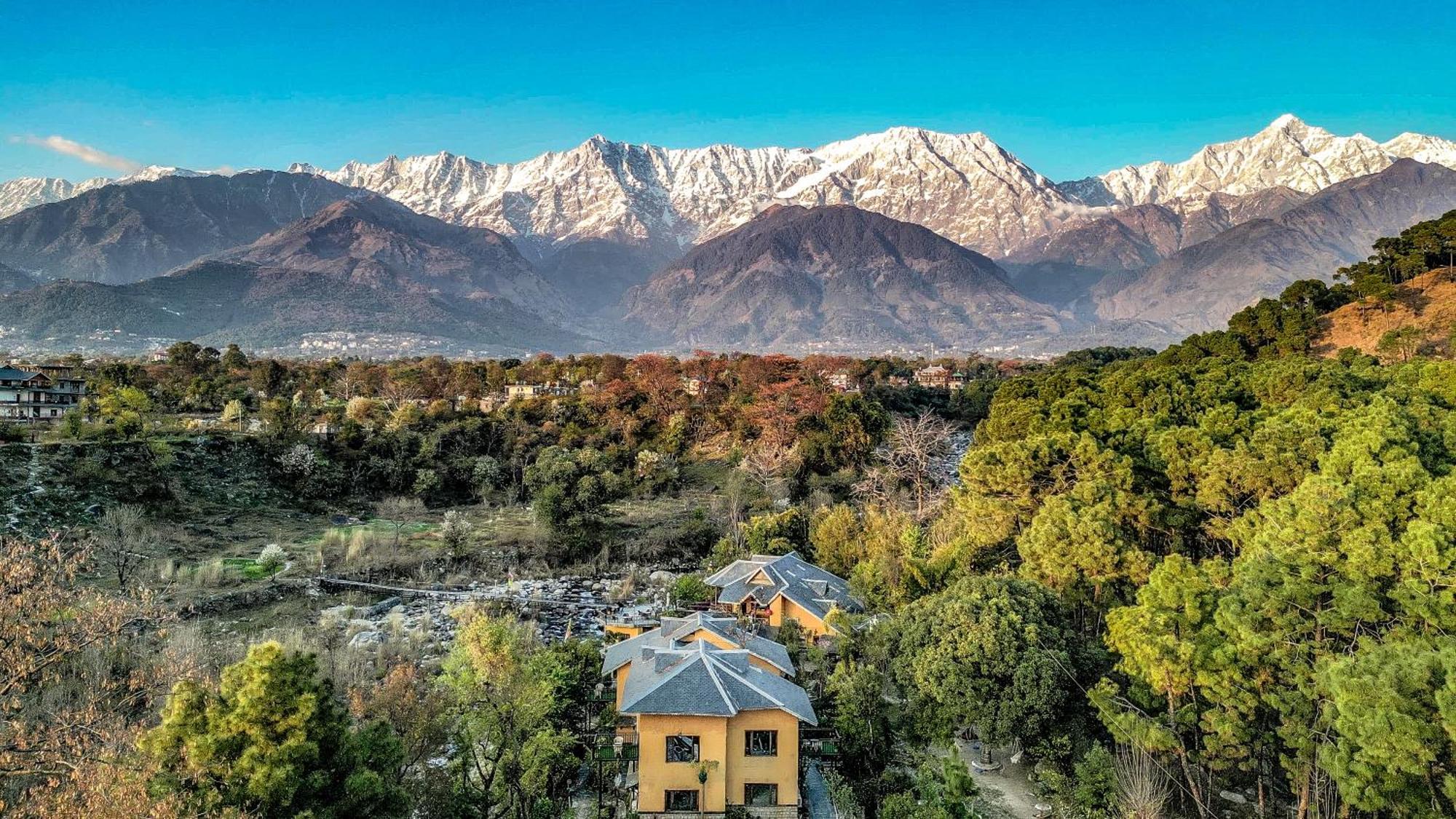Prakriti Aalay - Riverside Mountain View Boutique Eco Resort Νταραμσάλα Εξωτερικό φωτογραφία